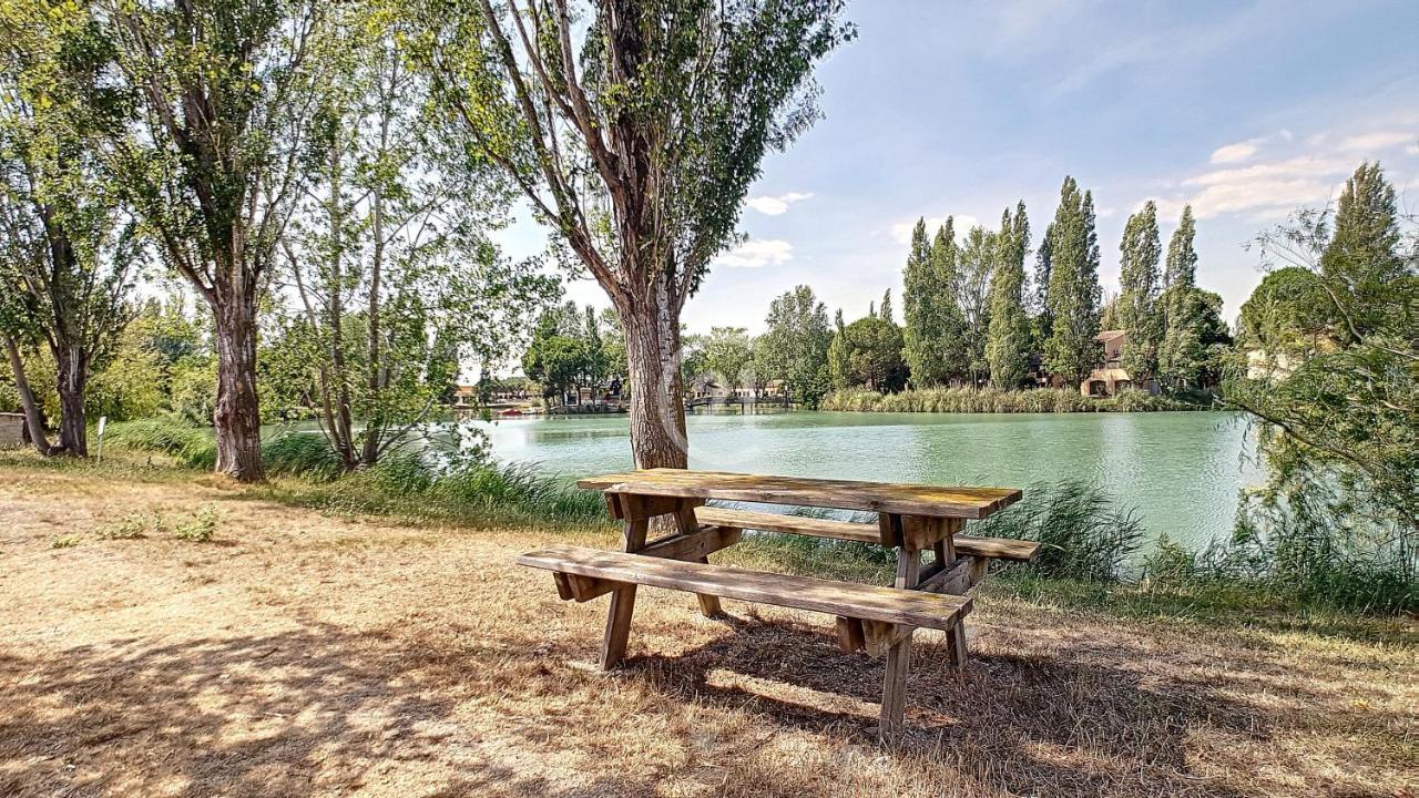 Appartement Village 9 En Residence De Vacances En Camargue Arles Kültér fotó