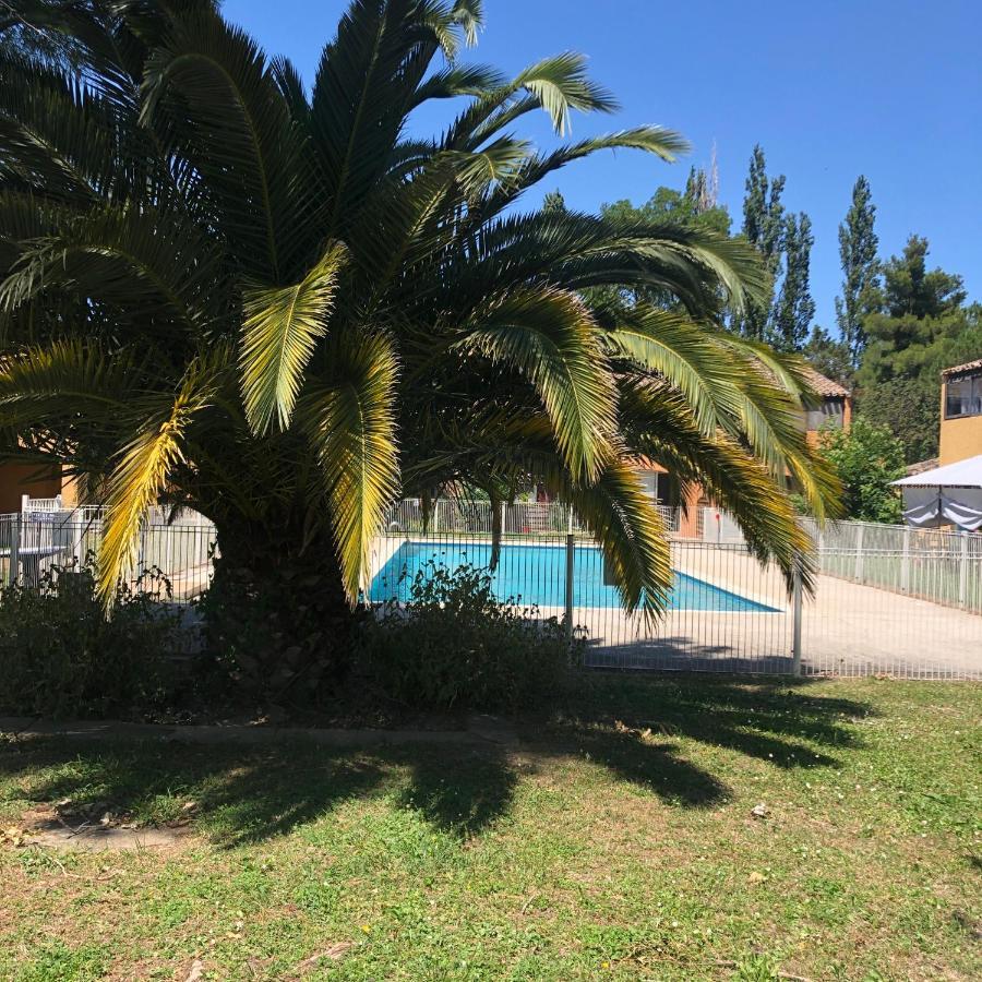 Appartement Village 9 En Residence De Vacances En Camargue Arles Kültér fotó